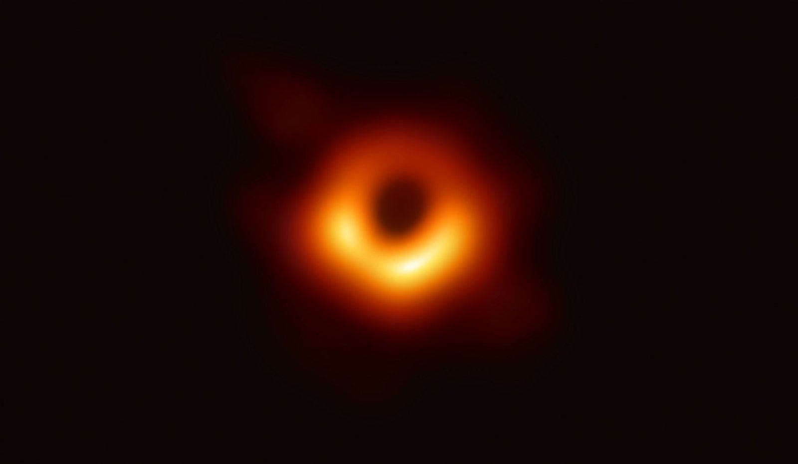 czarna dziura zdjęcie nasa